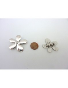 grande perle 3 trous  passant fleur en métal argenté pour cordon 3mm 2