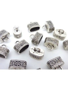 Embout ovale argenté en métal travaillé motif coeur 2