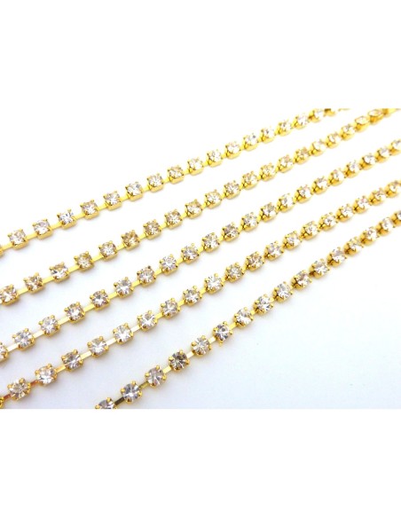 Chaine doré en métal avec strass