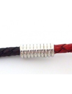 Fermoir aimanté tube pour cordon de 5,5mm en métal argenté strié