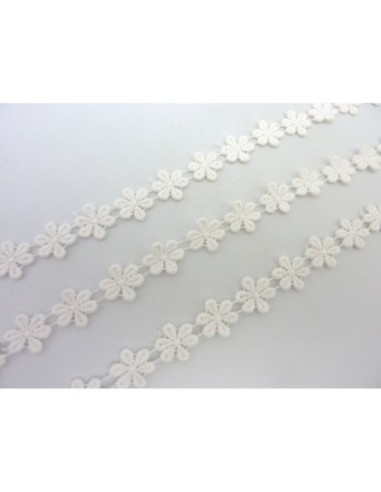 Galon dentelle fleur applique de couleur blanche en coton