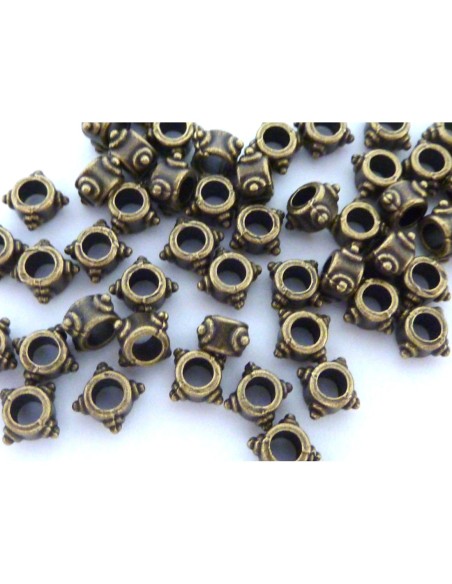 50 Perles tube fine gravé 5,3mm en métal bronze , trou