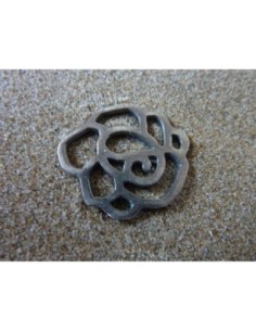 Estampe, pendentif fleur filigrane rose en métal argenté...