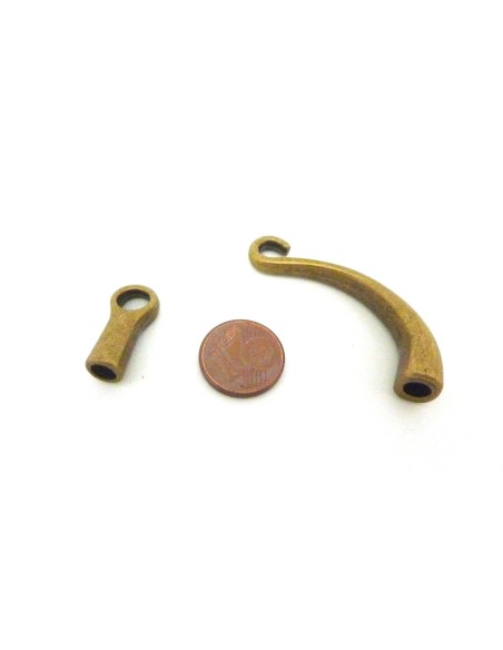 Fermoir jonc crochet bronze pour cordon de 4,5mm Fermoir jonc crochet bronze pour cordon de 4,5mm