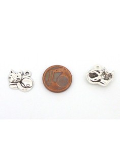 Breloques, pendentifs petit chat paisible en métal argenté 2