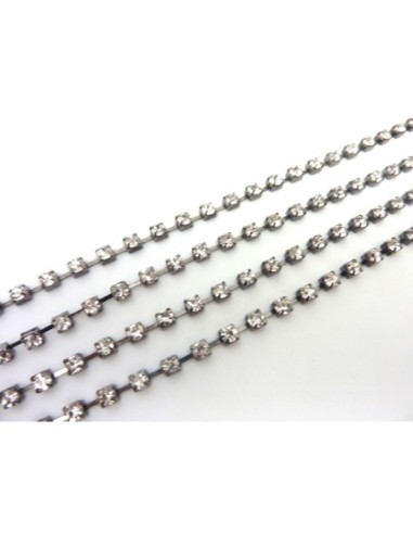 Grand choix de chainette strass à découvrir dans La Cuisine des Perles