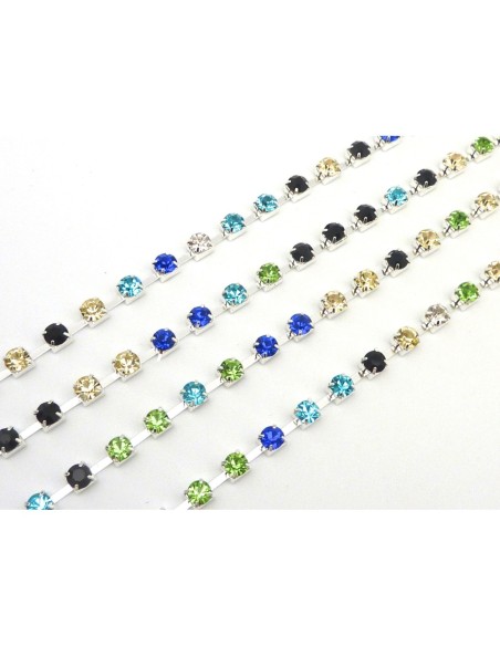 Chaine argenté avec strass multicolore bleu, vert, jaune, noire