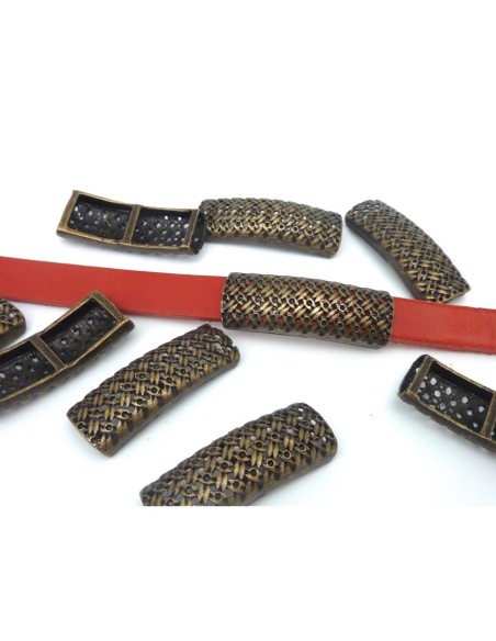 5 Perles passant rectangle filigrane 37mm en métal de couleur bronze