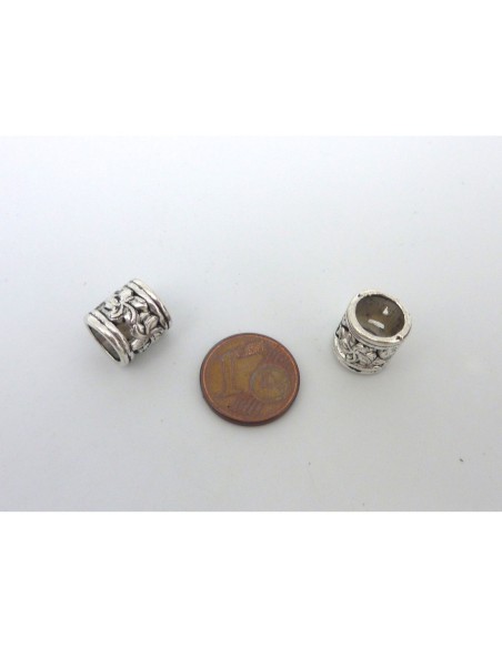 10 perles passant tube ajouré 10,3mm en métal argenté motif fleur