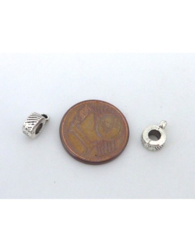 Bélière argenté en métal strié pour cordon de 2,5mm