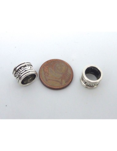 10 Perles gravé 9,3mm en métal argenté à gros trou