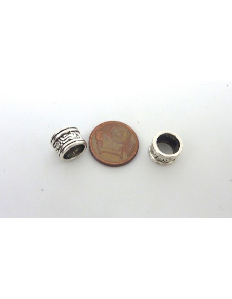 10 Perles gravé 9,3mm en métal argenté à gros trou