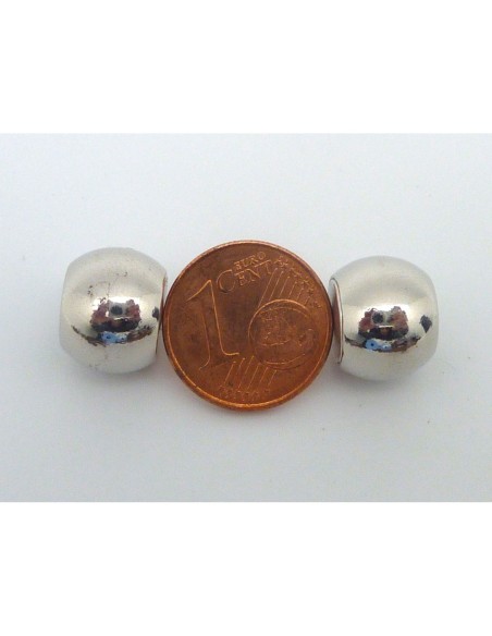 Fermoir aimanté rond 2 boules en métal argenté pour cordon de 7mm