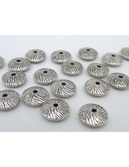 Perle soucoupe strié en métal argenté Perle soucoupe strié en métal argenté