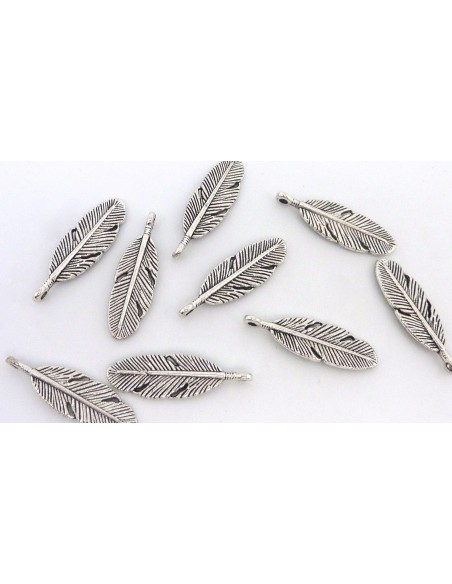 Charm plume en métal argenté 30mm