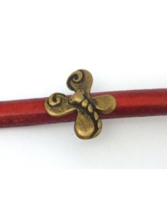 Perle passant papillon 23,5mm en métal de couleur bronze...