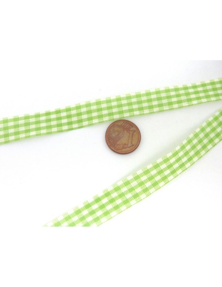 Ruban Galon plat 12mm vichy blanc et vert anis en polyester fin et très souple