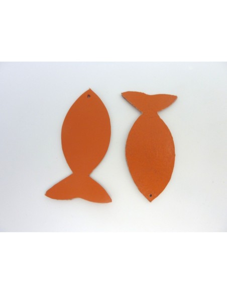 Poisson en cuir grand format de couleur orange Poisson en cuir grand format de couleur orange
