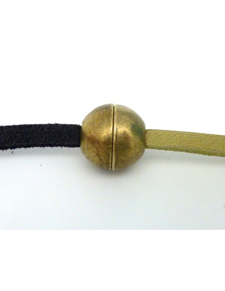 Fermoir aimanté boule en métal de couleur bronze pour cordon de 3,5mm