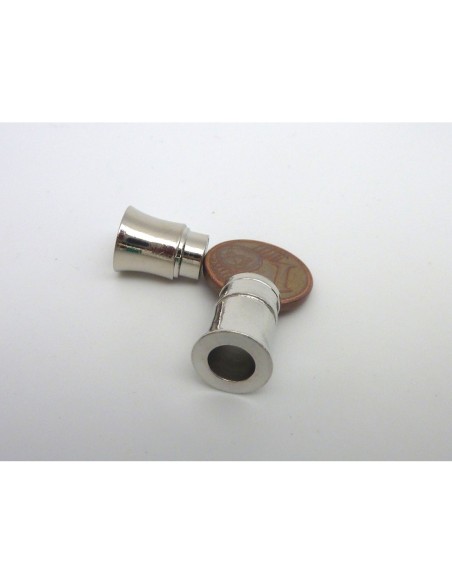 Fermoir aimanté tube pour cordon de 5,8mm en métal argenté