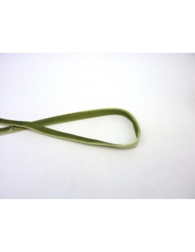 Galon plat  velours élastique vert amande