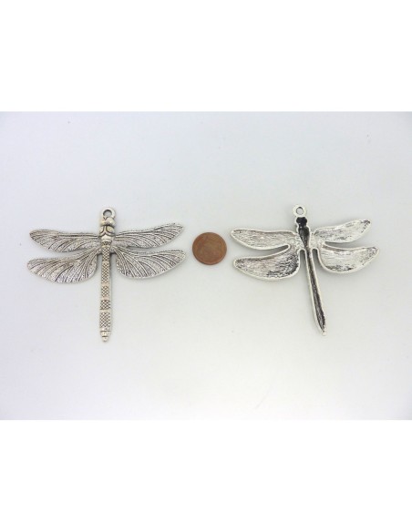 Breloque libellule en métal argenté pas chère