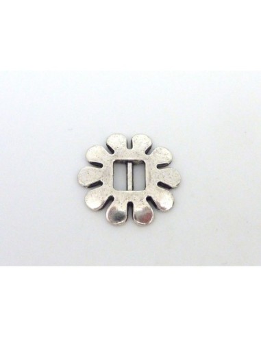 20 Perles passant boucle fleur 20mm en métal argenté