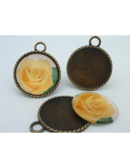 Pendentif bronze en métal plus cabochon fleur rose jaune