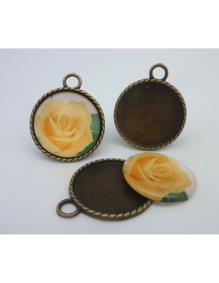 Pendentif bronze en métal plus cabochon fleur rose jaune