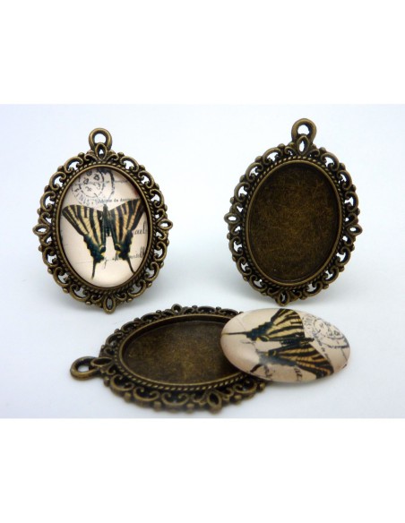 Support pendentif ovale en métal de couleur bronze  + cabochon en verre 25 X 18mm motif papillon