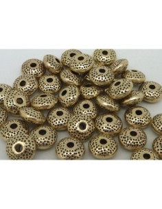 10 Perles soucoupe 8,2mm en métal doré pâle gravé de points