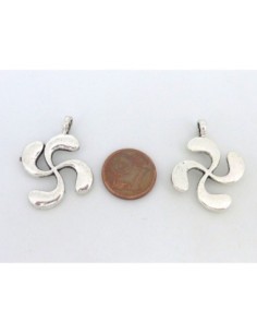 10 Breloques pendentif, croix basque 29,7mm en métal argenté 2
