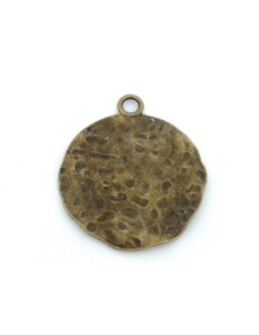 Grand pendentif disque martelé 46mm en métal de couleur bronze