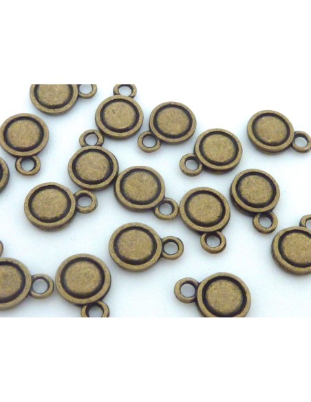 Mini breloque en métal de couleur bronze