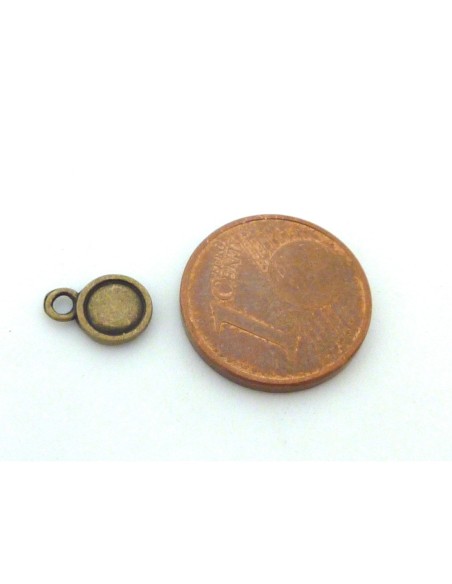 Mini breloque en métal de couleur bronze