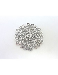 Grand pendentif estampe connecteur rosace filigrane 52mm en métal argenté