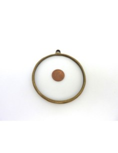 Grand pendentif anneau 74mm en métal de couleur bronze légèrement martelé 2