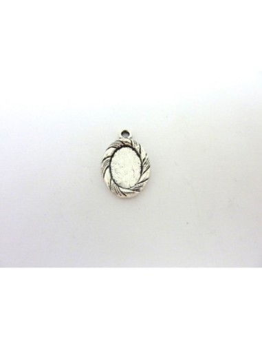 Support cabochon ovale strié en métal argenté