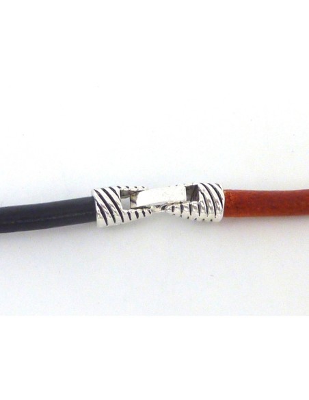 Fermoir clip embout rond pour cordon de 4,5mm en métal argenté strié