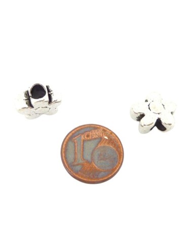 Perle passant fleur gros trou en métal argenté