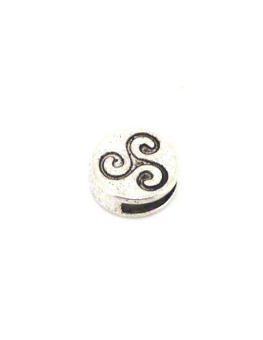 4 Perles passant triskel 13,3mm en métal argenté gravé style celtique