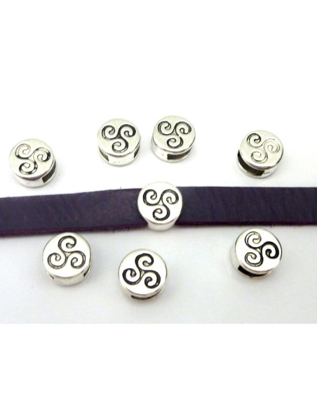 Perle argenté passant celtique pour lanière cuir de 6mm triskel