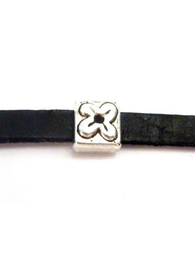 20 Perles passant carré 9mm en métal argenté...