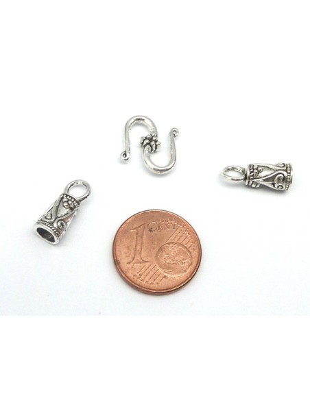R-20 Fermoirs crochet S avec embout rond gravé pour cordon de 4mm en métal argenté