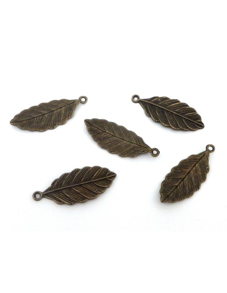 5 Breloques pendentifs feuille 31,5mm en métal de couleur bronze strié