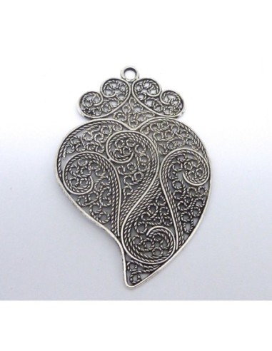 Pendentif argenté feuille en métal filigrane