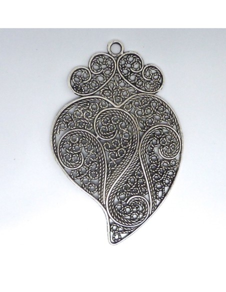 Pendentif argenté feuille en métal filigrane