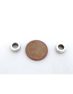 Perles rondelle fine 8,2mm à gros trou 4,5mm en métal argenté gravé motif frise 2