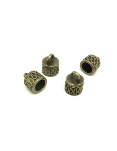 Embout bronze pour cordon de 8mm en métal travaillé
