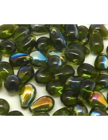 Perle goutte en verre vert olivine